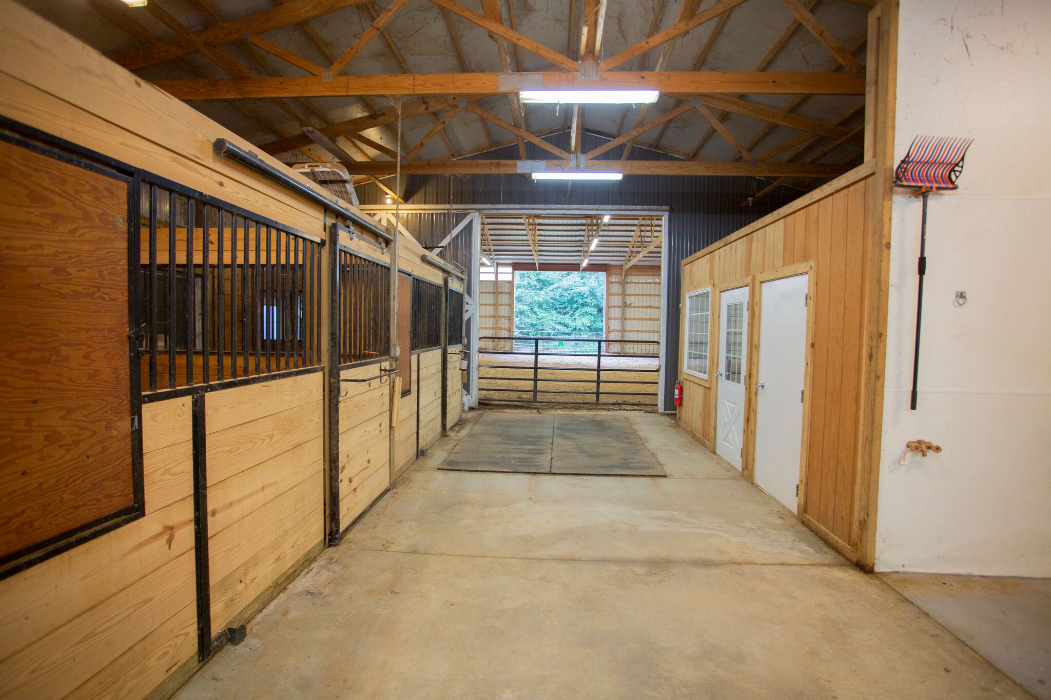 Barn Stalls Office 