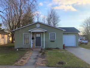 3 Bed/1 Bath Home for Sale · Carrollton, IL