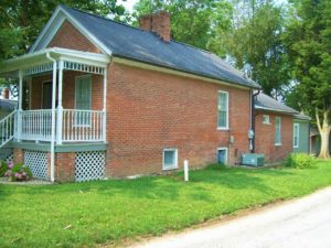 1 Bed/1 Bath Home for Sale · Winchester, IL