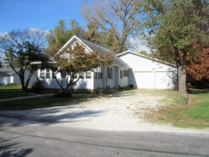 2 Bed/1 Bath Home for Sale · Winchester, IL