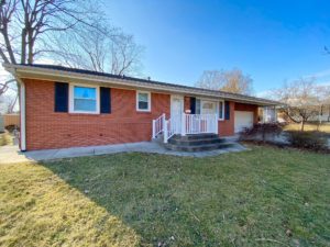 3 Bed/2 Bath Home for Sale · Jacksonville, IL