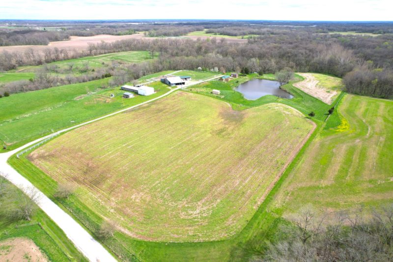 18.46± Acre Mini Farm · Palmyra, IL