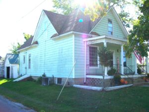 2 Bedroom/1Bath Home for Sale ∙ Winchester, IL