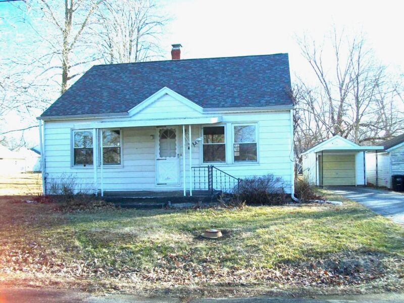 2 Bedroom/ 1 Bath Home For Sale ∙ Winchester, Illinois