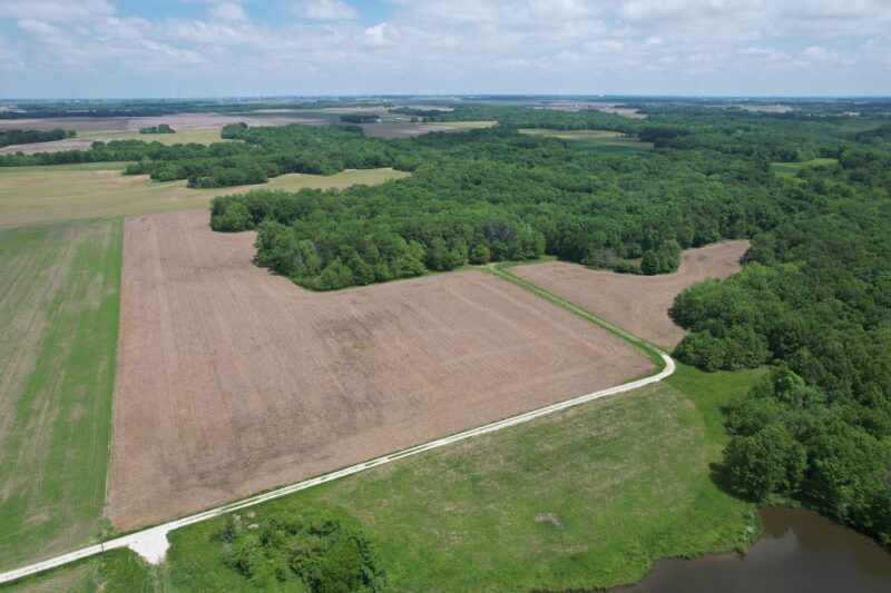 Secluded Home on 40± Acres · Rural Franklin, IL