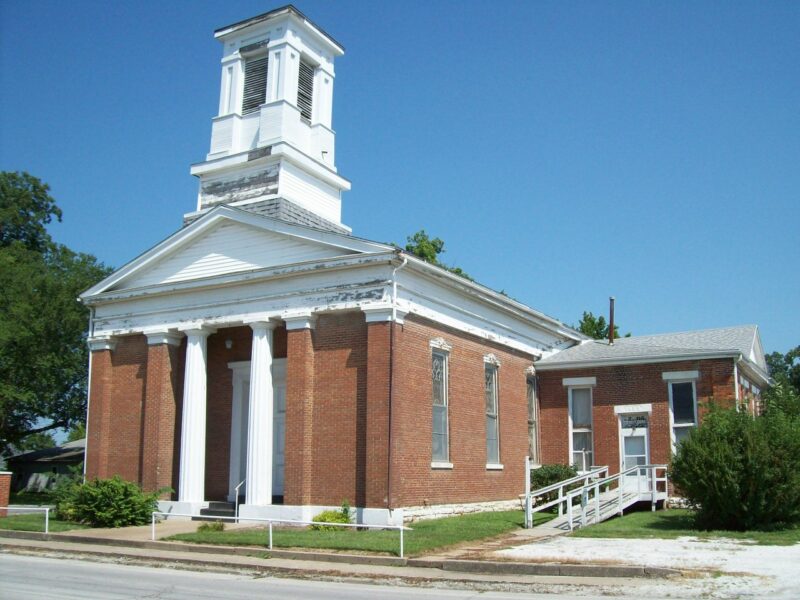 Church Building ∙ Winchester, IL