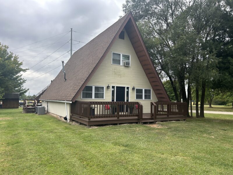 2 Bedroom/2 Bath A-Frame for Sale · Carrollton, IL