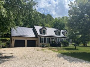 Stunning Home on 6.8± Acres, Hardin, IL