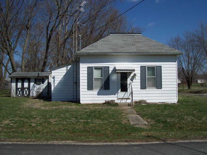 1 Bedroom/1 Bath Home for Sale, Manchester, IL