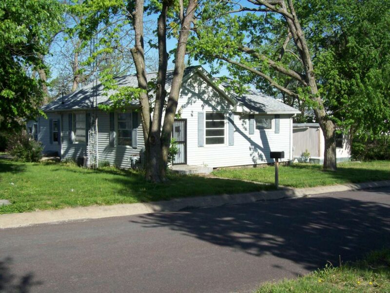 3 Bedroom/1 Bath Home for Sale, Winchester, IL