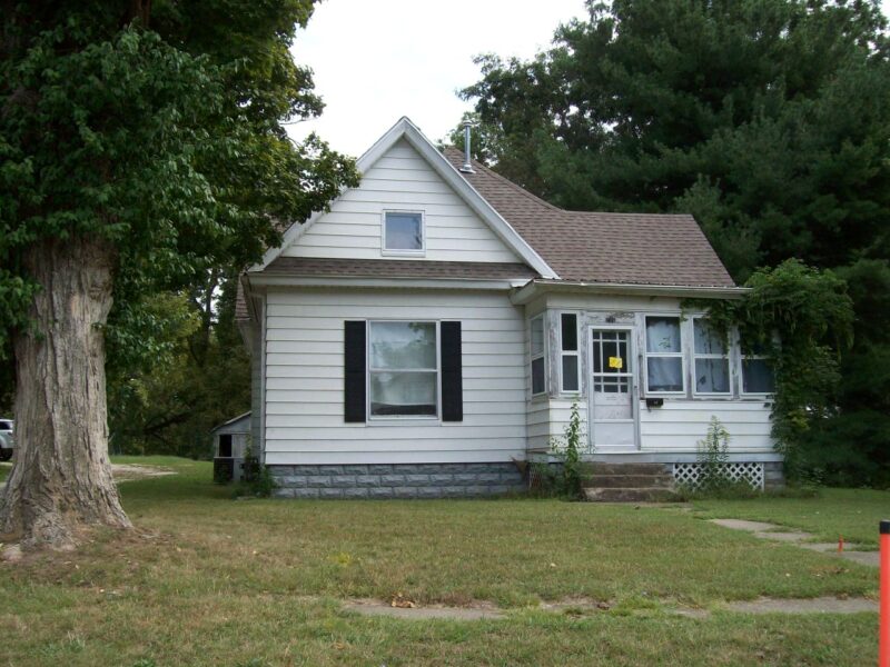 3 Bedroom/1 Bath Home for Sale, Winchester, IL